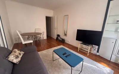 Appartement 1 690 €/mois PARIS (75015) photo 2