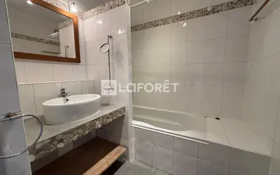 Appartement 2 130 €/mois PARIS (75015) photo 8