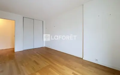 Appartement 2 680 €/mois PARIS (75015) photo 8