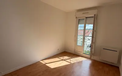 Appartement 880 €/mois LES PAVILLONS SOUS BOIS (93320) photo 2