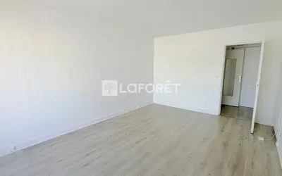 Appartement 285 000 € PARIS (75015) photo 2