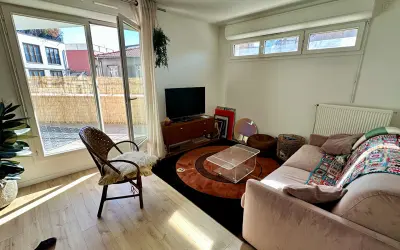 Appartement 361 000 € MONTREUIL (93100) photo 2