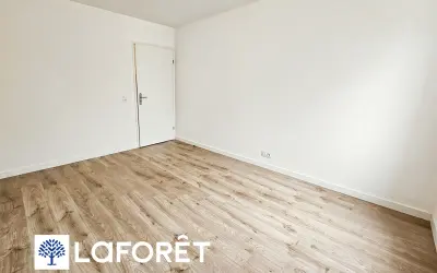 Appartement 945 €/mois SAINTE GENEVIEVE DES BOIS (91700) photo 7