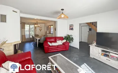 Maison 334 060 € SAINTE GENEVIEVE DES BOIS (91700) photo 5