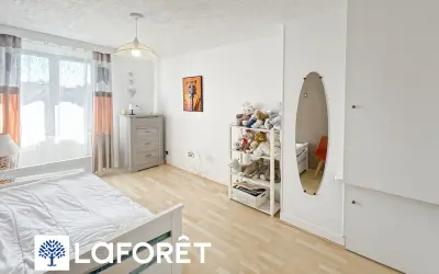 Maison 334 060 € SAINTE GENEVIEVE DES BOIS (91700) photo 9