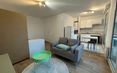 Appartement 801 €/mois THIAIS (94320) photo 2