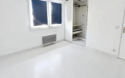 Appartement 800 €/mois SAINTE GENEVIEVE DES BOIS (91700) photo 4