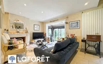 Maison 543 560 € SAINTE GENEVIEVE DES BOIS (91700) photo 2