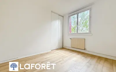 Appartement 125 560 € SAINTE GENEVIEVE DES BOIS (91700) photo 4