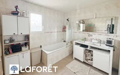 Maison 1 700 €/mois RIS ORANGIS (91130) photo 6