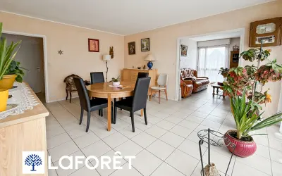 Appartement 144 060 € RIS ORANGIS (91130) photo 2