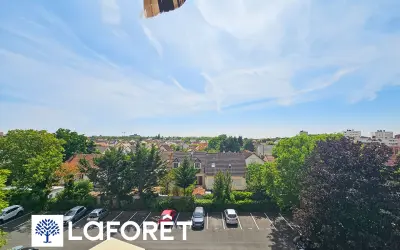 Appartement 1 000 €/mois RIS ORANGIS (91130) photo 7