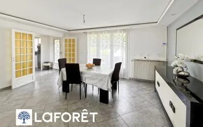 Maison 308 060 € VIRY CHATILLON (91170) photo 6