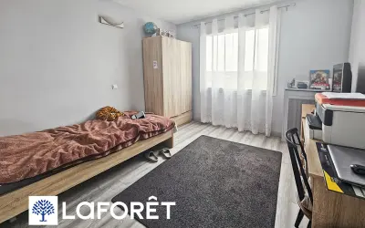 Appartement 1 000 €/mois RIS ORANGIS (91130) photo 4