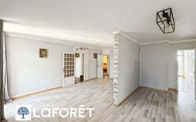 Appartement 174 060 € RIS ORANGIS (91130) photo 2