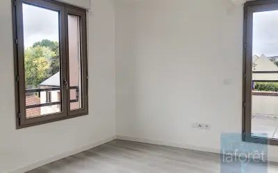 Appartement 1 080 €/mois ARPAJON (91290) photo 6
