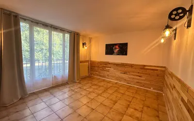 Appartement 950 €/mois SAINT GERMAIN LES ARPAJON (91180) photo 2