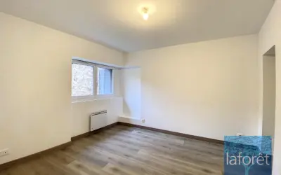 Appartement 875 €/mois ARPAJON (91290) photo 2
