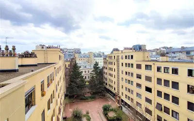 Appartement 2 257 €/mois PARIS (75010) photo 4