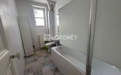 Appartement 2 235 €/mois PARIS (75010) photo 6