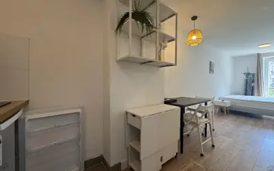 Appartement 1 035 €/mois PARIS (75010) photo 2