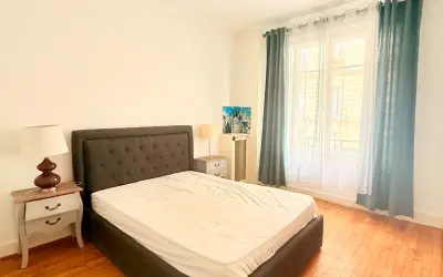 Appartement 2 500 €/mois PARIS (75018) photo 4