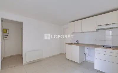 Appartement 332 000 € PARIS (75008) photo 2