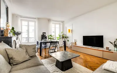 Appartement 780 000 € PARIS (75010) photo 2