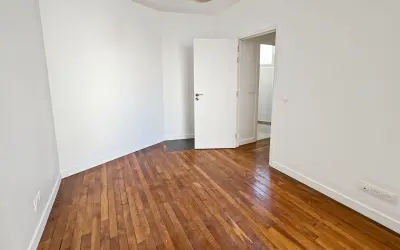 Appartement 572 000 € PARIS (75015) photo 7