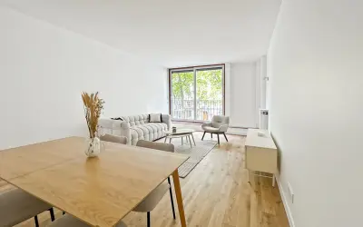 Appartement 691 600 € PARIS (75011) photo 2