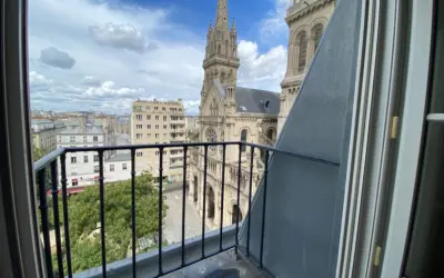 Appartement 1 437 €/mois PARIS (75011) photo 2