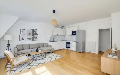 Appartement 640 000 € PARIS (75010) photo 2