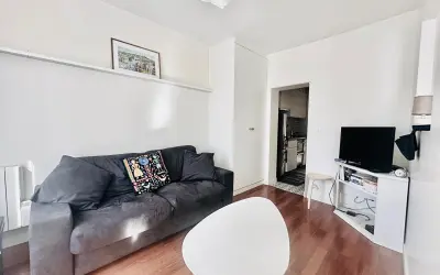 Appartement 1 150 €/mois PARIS (75018) photo 7