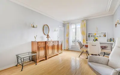Appartement 469 000 € PARIS (75018) photo 2