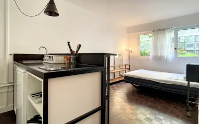 Appartement 812 €/mois PARIS (75015) photo 2