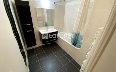 Appartement 1 457 €/mois RUEIL MALMAISON (92500) photo 9