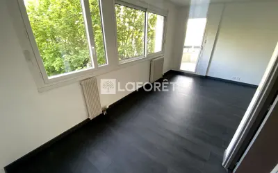 Appartement 1 300 €/mois NANTERRE (92000) photo 5