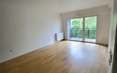 Appartement 1 767 €/mois ISSY LES MOULINEAUX (92130) photo 2