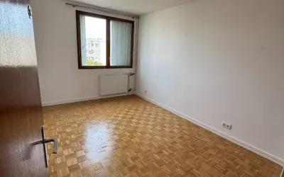 Appartement 1 939 €/mois NANTERRE (92000) photo 5