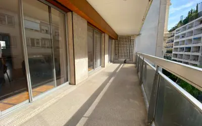 Appartement 3 261 €/mois PARIS (75016) photo 2