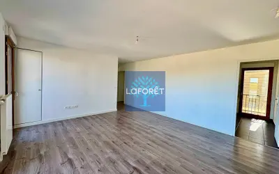 Appartement 1 125 €/mois BRETIGNY SUR ORGE (91220) photo 4