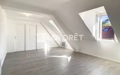 Appartement 995 €/mois MONTLHERY (91310) photo 2