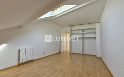 Appartement 970 €/mois MONTLHERY (91310) photo 4
