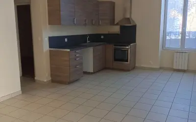 Appartement 810 €/mois LA FERTE ALAIS (91590) photo 2