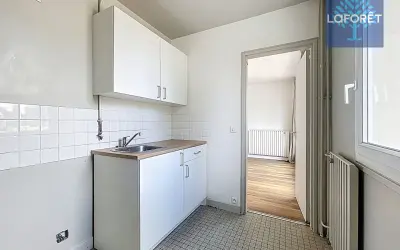Appartement 750 €/mois NOISY LE GRAND (93160) photo 4
