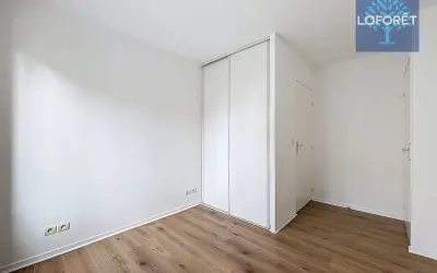 Appartement 957 €/mois NOISY LE GRAND (93160) photo 7