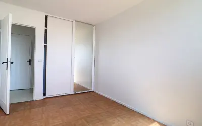 Appartement 1 038 €/mois NOISY LE GRAND (93160) photo 7