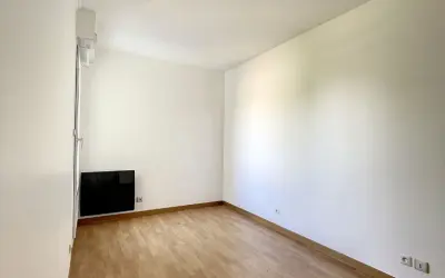Appartement 1 092 €/mois NOISY LE GRAND (93160) photo 5