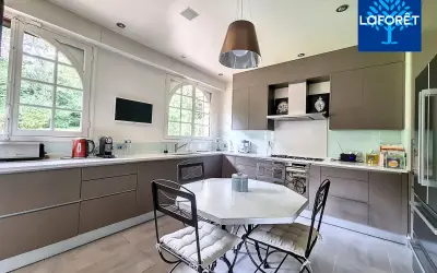 Maison 1 365 000 € NOISY LE GRAND (93160) photo 4