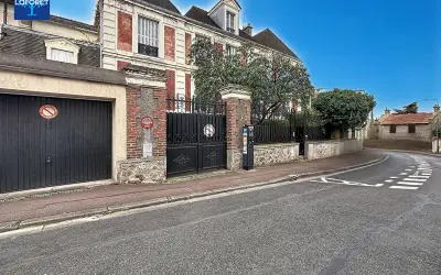 Maison 649 000 € NOISY LE GRAND (93160) photo 2